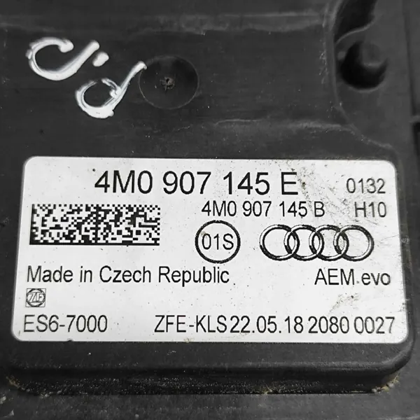Module Suspension Air Porsche Cayenne OEM 4M0907145B image 6
