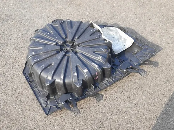 OEM 745144672R Boot Floor for Renault Megane IV Estate image 7