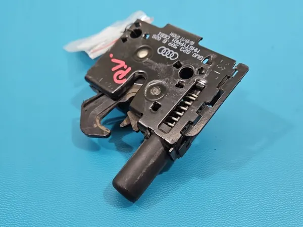 OEM 8W0823509B Etu vasen konepeltilukko Audi A4 B9 image 2