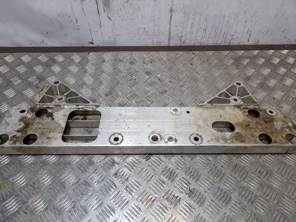 Chrysler Pacifica etujarrutulpat OEM NERA image 3