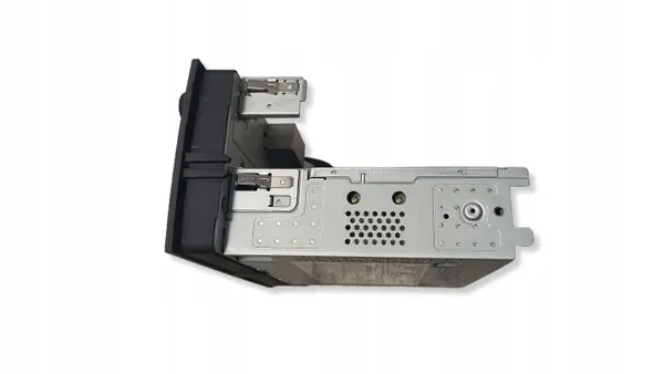 Rádio SEAT OE 5F0035871B - Estado usado image 3