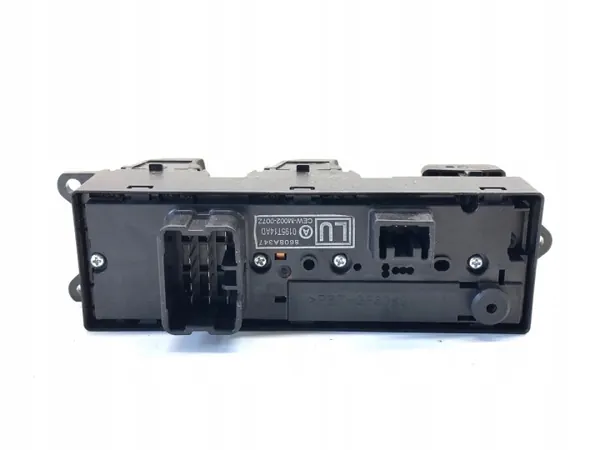 Interruptor de ventanilla Mitsubishi Outlander III 8608A347 image 3
