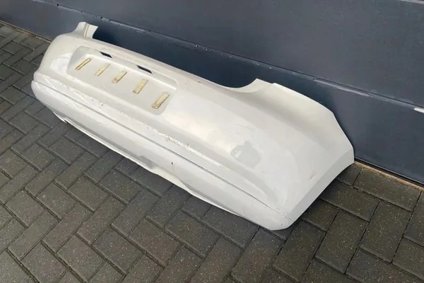 Paraurti posteriore VW POLO 2017 6R6807421BH image 8