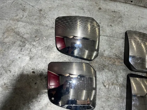 Iveco Stralis S-Way Spiegel-inzet OEM 2523.34.005/006 image 3