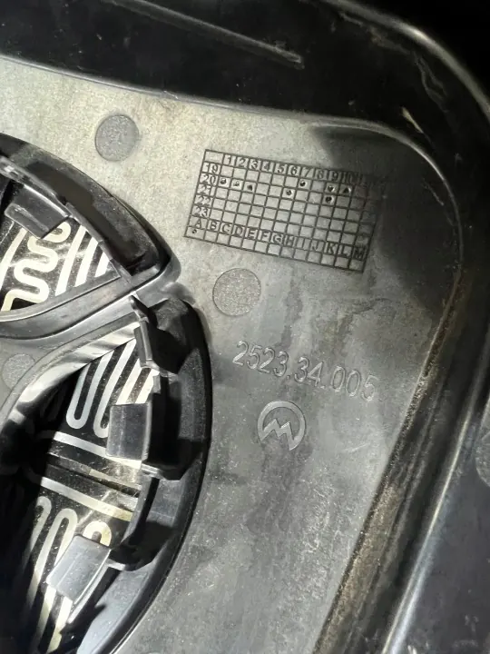 Iveco Stralis S-Way Spiegel-inzet OEM 2523.34.005/006 image 8