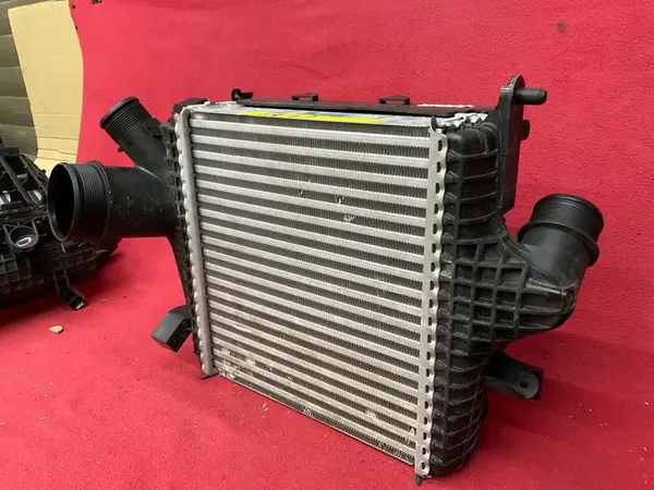 Intercooler Porsche Cayenne 9Y0 image 3