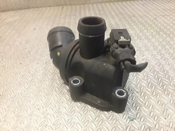 Mercedes-Benz Termostaatti OEM 2662030675 A W169:lle image 2