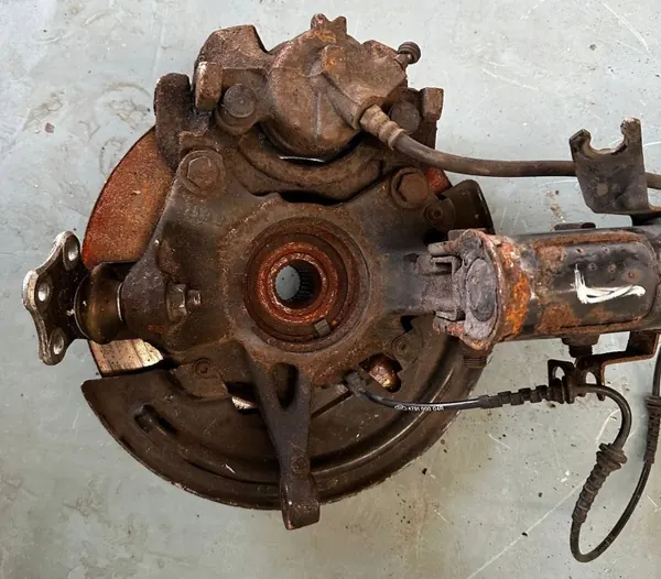 OEM 543020017R Amortecedor Dianteiro Esquerdo McPherson image 3