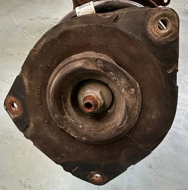 OEM 543020017R Amortecedor Dianteiro Esquerdo McPherson image 5