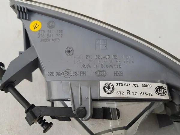 SKODA SUPERB II FAROL HALÓGENO DIREITO 3T0941701A image 5