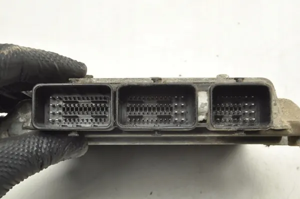 Motorcomputer OEM 31211081 voor Volvo S60/S40/V50/C30 image 4