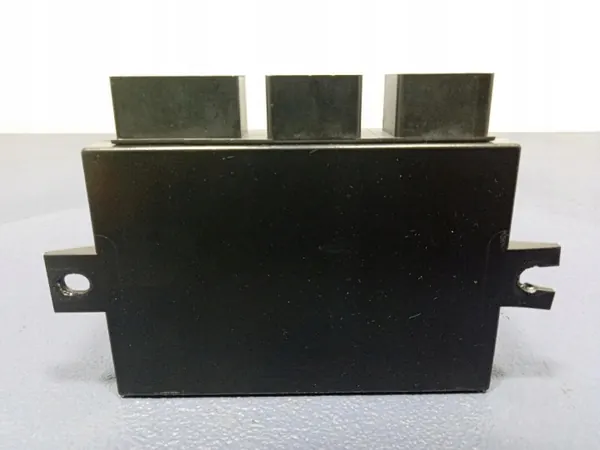 Mercedes B-Klasse W246 trekhaakmodule OEM A2469005501 image 4