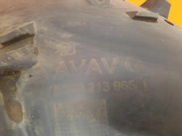 Renault OE 82 00 213 965 Front Left Wheel Arch image 5