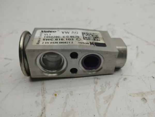 Soupape d'expansion A/C OEM 5WC816103 pour Seat Leon IV image 2