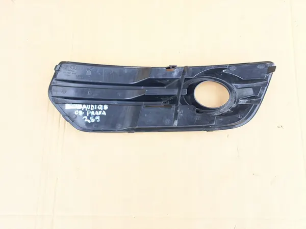 AUDI Q5 I 8R0 2008- Rejilla del Parachoques Delantero Derecho image 4