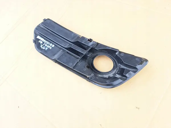 AUDI Q5 I 8R0 2008- Rejilla del Parachoques Delantero Derecho image 5