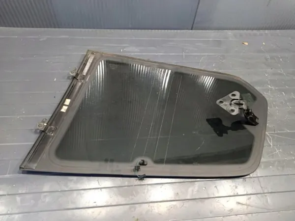 OEM 23572/Wrakowisko Achterruit Links Ford Galaxy MK2 image 3