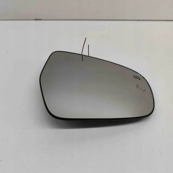 Inserção espelho direito OEM 8473086R00 Suzuki Vitara image 2