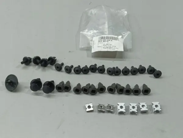 Conjunto de fixação de para-lamas OEM 8P0098629A image 2