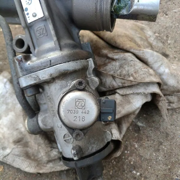 BMW Caixa de Direção OE 6757878 image 4