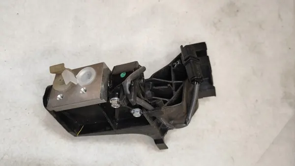 Ilmastointiventtiili Kiinnitys OEM 8E7492000 924893668R Renault image 2