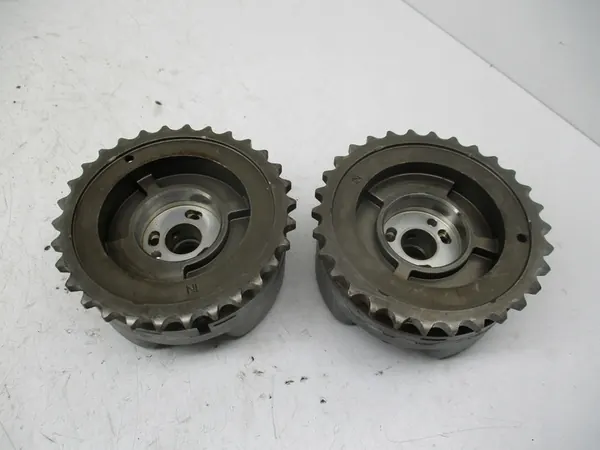 Audi Q7 A4 3.0 TFSI CJW Nokkasäätimen 06E109083N image 2