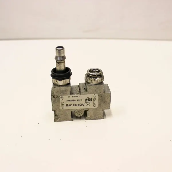 Termostato Mercedes-Benz OEM A0005010965 - Usado image 2