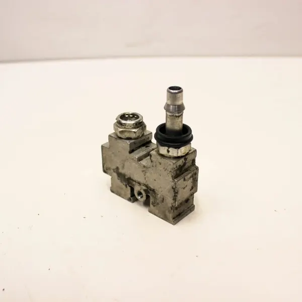 Termostato Mercedes-Benz OEM A0005010965 - Usado image 3