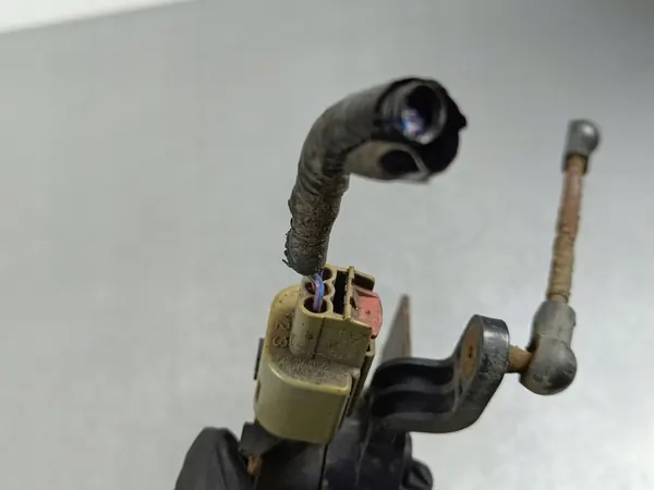 Sensor de suspensão pneumática dianteira Jeep Grand Cherokee 2018 FOB42727 image 2