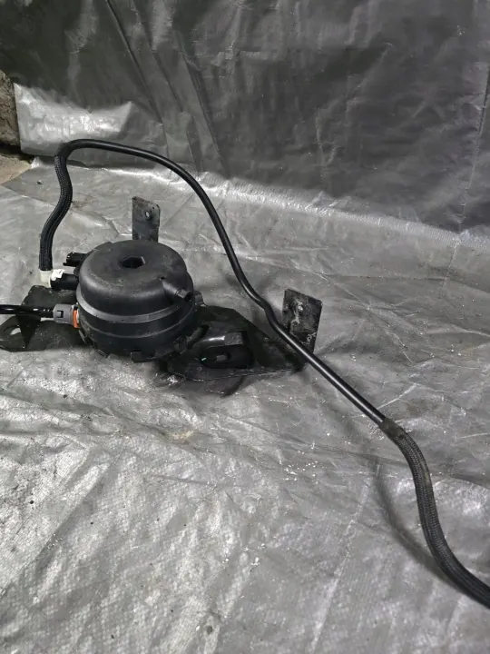Polttoainesuodattimen Kotelo OEM 9816847280 Opel Combo image 3