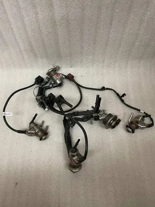 Injector AdBlue VW T6 OEM 7LA131113E - Usado image 3