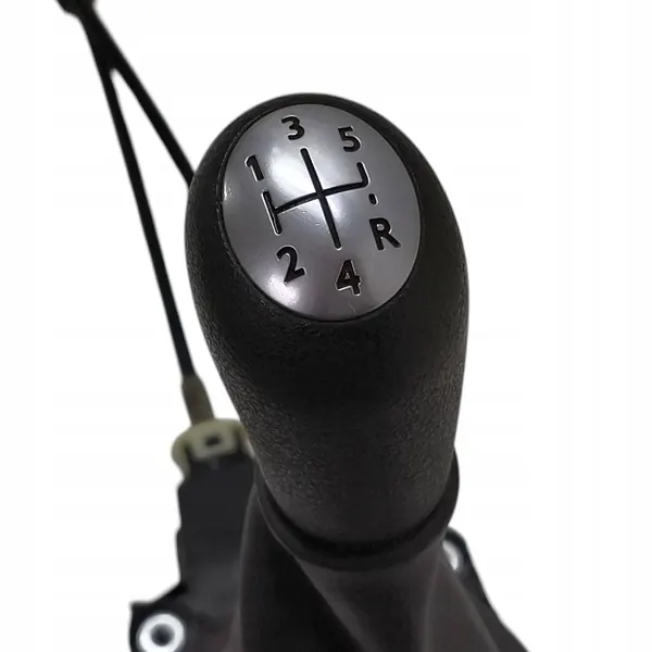 Dacia Sandero 2012 Gear Shift Lever / Upper image 6