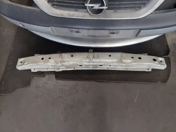Koko Etupää OEM L147 Opel Vectra B:lle image 9