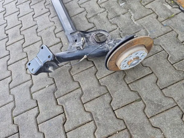 MG ZS 19- Lift Hinterachsfederbein OEM image 4