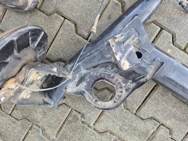 MG ZS 19- Lift Hinterachsfederbein OEM image 6
