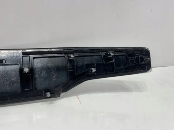 Polestar II 2 Achterklepstrip OEM 32259054 image 9