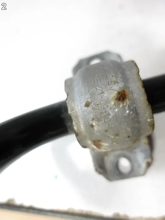 OEM 66722572 Taka Stabilointitanko Audi Q3 image 3