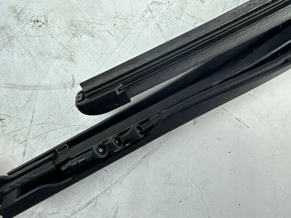 BMW 3 G20 G21 2020 Front Windshield Wiper Blade OEM image 6