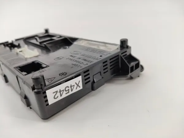 BSI-Modul OEM P8200621762 für Renault Clio II image 3