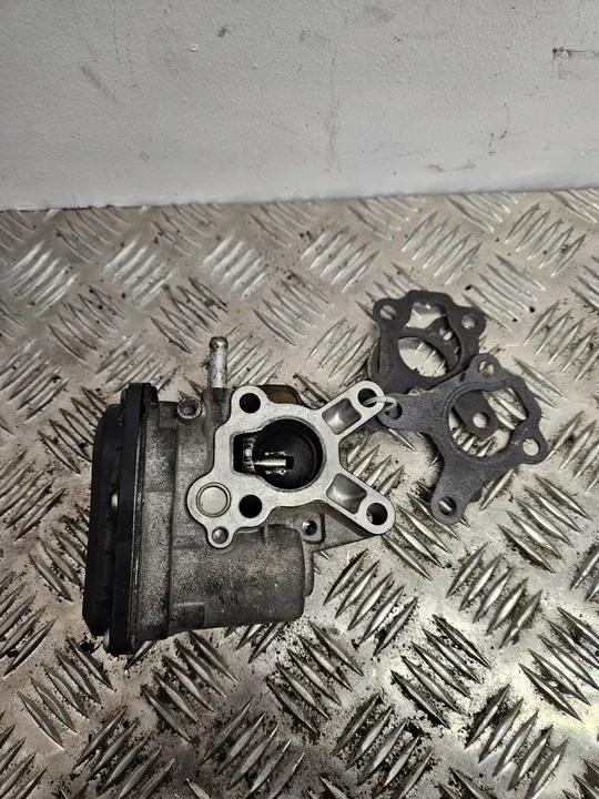 Nissan OE 14710-EC00B EGR-venttiili image 2