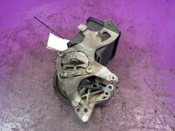 BMW E46 01-06 LIFT 2.0 D 116KM Bomba dirección 6756575 image 4