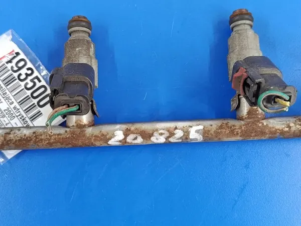 Chrysler Cruiser 2.0 Rampe d'injection 4pcs 04891345AA image 3