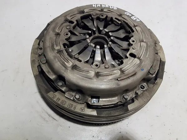 Kytkin Mercedes W212 W218 CLS W204 W207 2.2 CDI 651 image 2