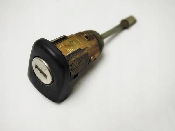 SEAT OE 6L6827573D/E Insert Serrure Arrière Gauche image 3