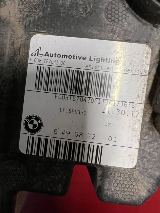 Reflector derecho BMW X3 G01 8496822 image 6