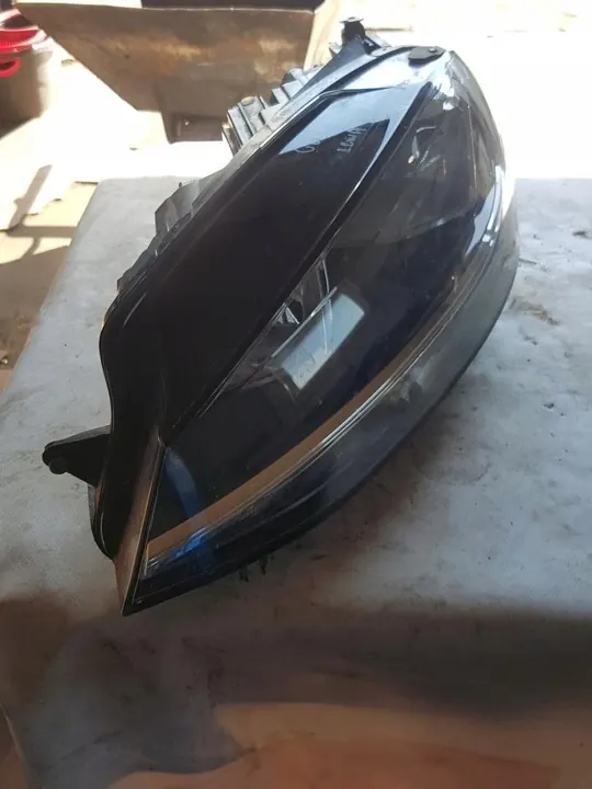 Farol esquerdo VW Golf VII image 3