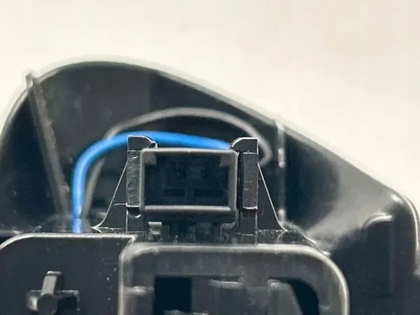 Cendrier porte arrière droit OEM 7P5857952 Porsche Cayenne image 3