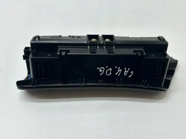 Cendrier porte arrière droit OEM 7P5857952 Porsche Cayenne image 5