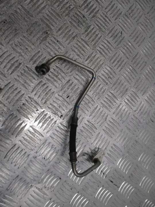 Conduite d'huile turbo OEM 8679019 pour BMW image 2