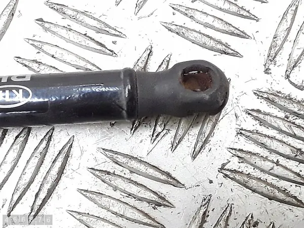 Supports de coffre arrière Kia Rio 2013 817701w200 image 2